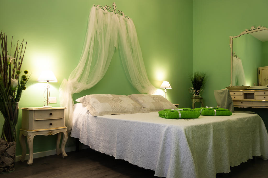 Bric A Brac Bed & Breakfast Florence Room photo